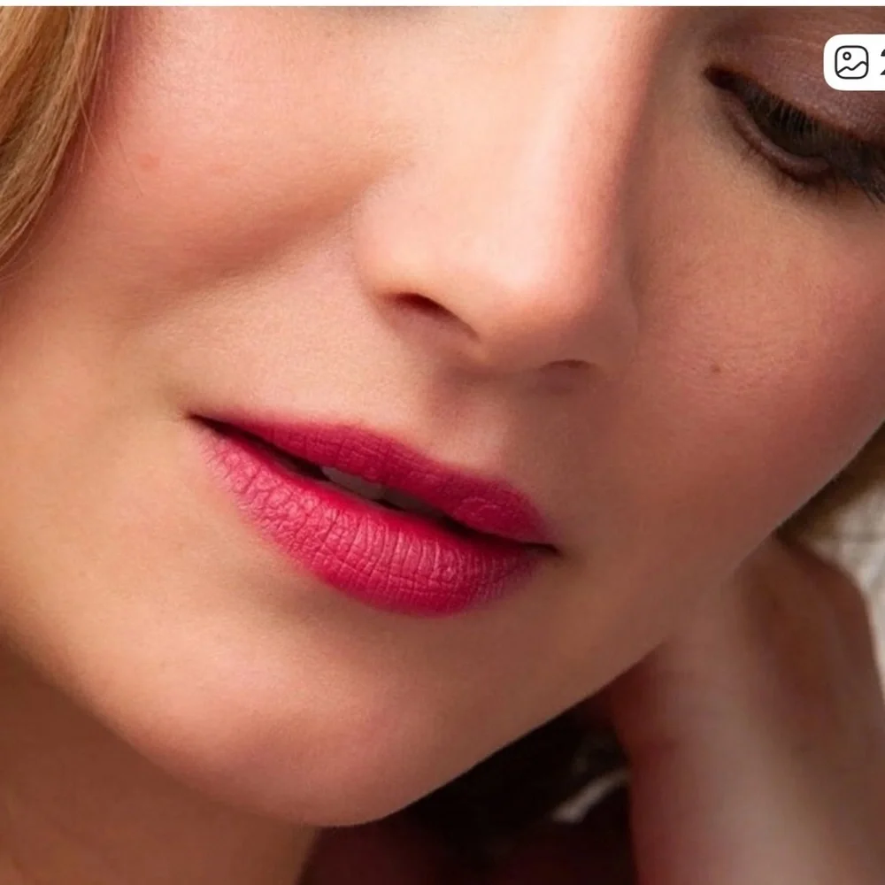 FLYTE 70 B+ B Lipblot shade Cherry Pie